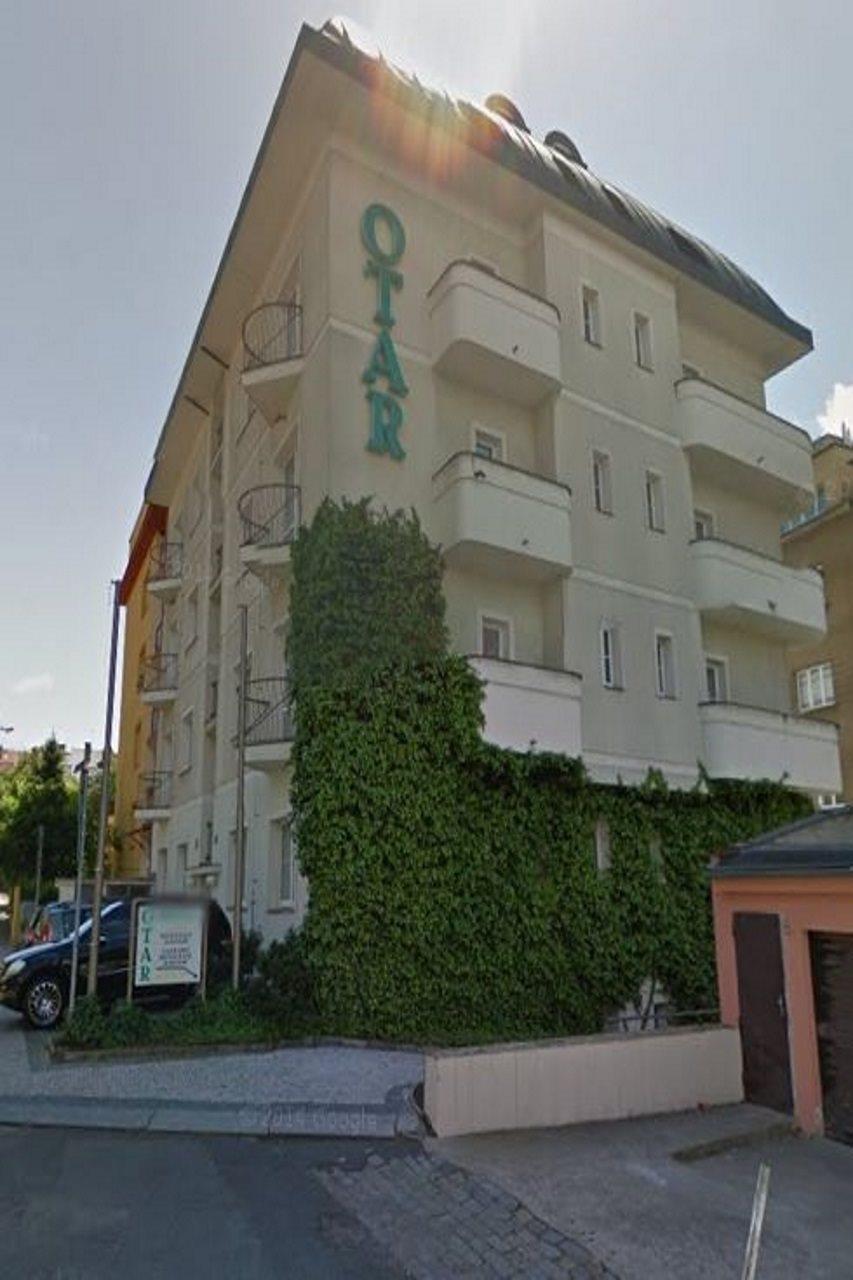 Hotel Otar Prag Exteriör bild