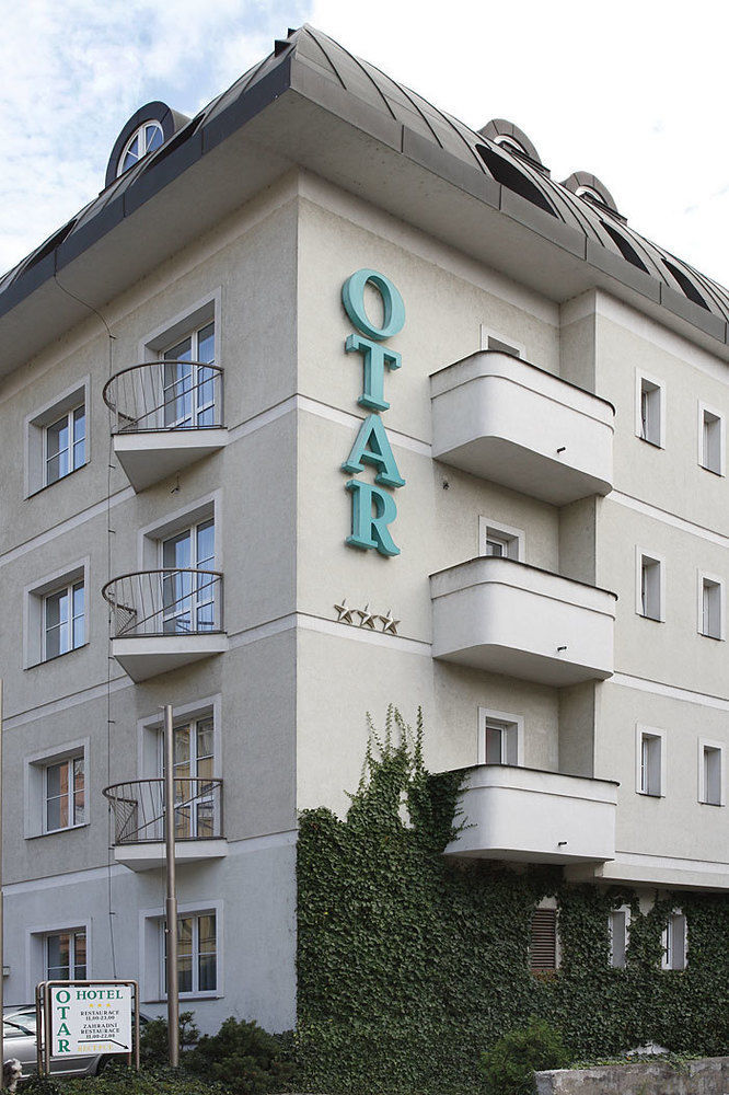 Hotel Otar Prag Exteriör bild
